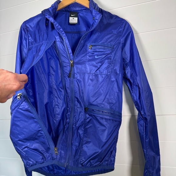 Nike Blue Lightweight packable running jacket with zipper hood small - Picture 4 of 9
